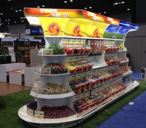 Akriform and Candy People partner to present bulk candy and bulk merchandising for the Sweets and Snacks expo